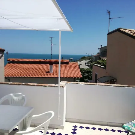 Costa Dei Trabocchi * רוקה סן ג'ובאני